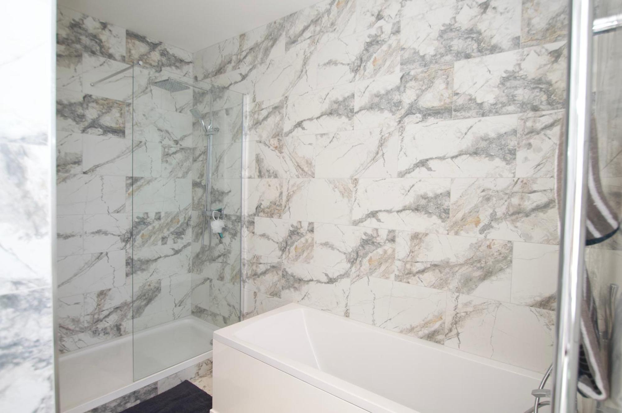 Beautiful Large 3-Bed Coastal Flat With Parking. Apartman Frinton-on-Sea Kültér fotó